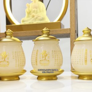 chum nước có nắp bằng bột đá trắng khắc tâm kinh chữ Phật