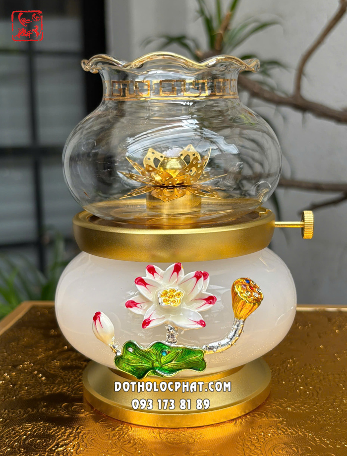 Đèn Dầu Hoa Sen Nổi Thân Bạch Ngọc DD-023