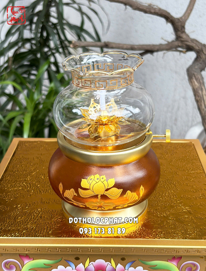Đèn dầu thờ cúng hoa sen thân nâu tại hcm