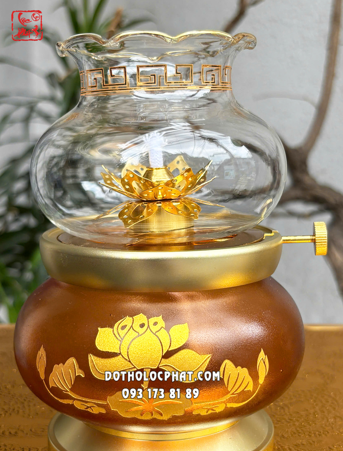 Đèn dầu thờ cúng hoa sen thân nâu 