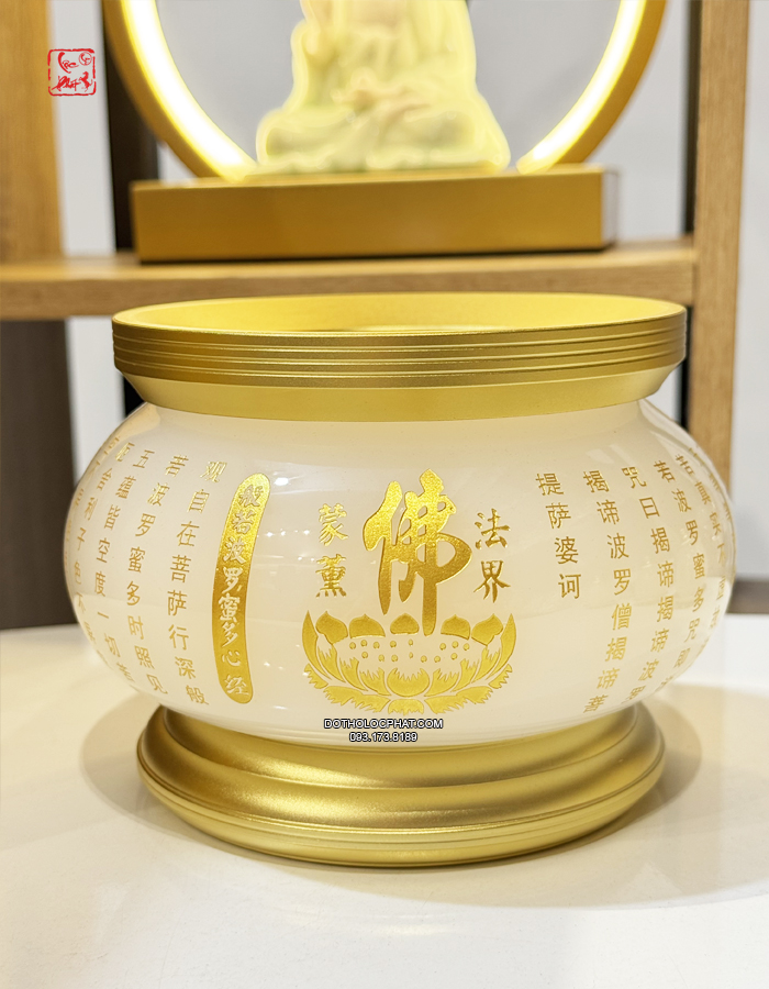 Lư hương thờ cúng bằng bột đá trắng khắc tâm kinh chữ Phật