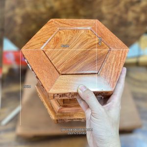 đôn kê tượng lục giác bằng gỗ hương đẹp