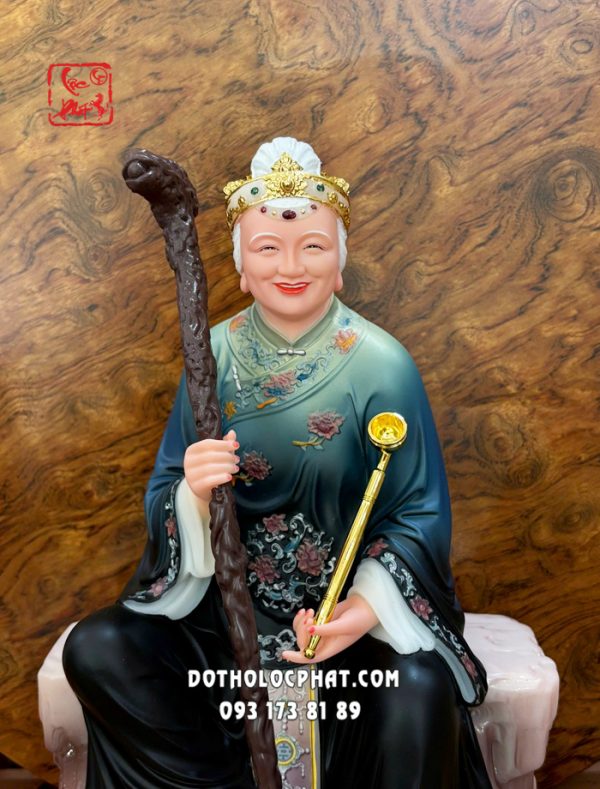 tuong-hac-lao-thai-ao-den-vien-hoa-ngoi-be-da-2