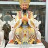 tuong-ngoc-hoang-vuong-mau-ao-do-vien-vang-4