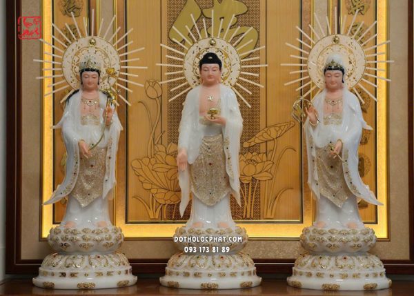 tuong-tay-phuong-tam-thanh-trang-dung-de-sen-vang-hao-quang-1