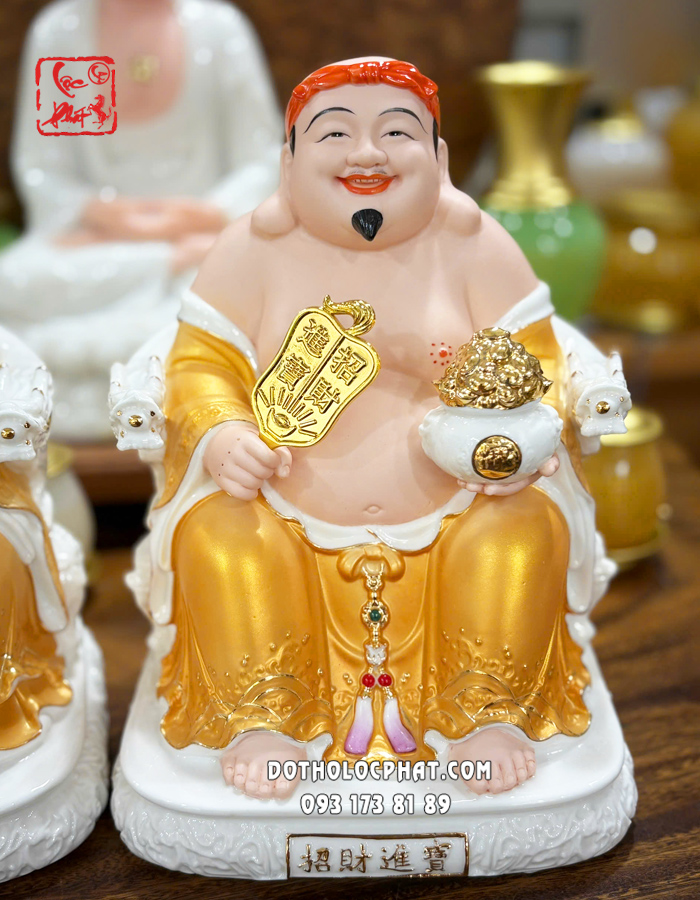 Tượng Thần Tài Thổ Địa hũ vàng áo vàng bằng sứ