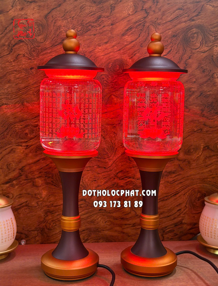 Đèn thờ pha lê tâm kinh chữ Phật thân vàng nắp ô