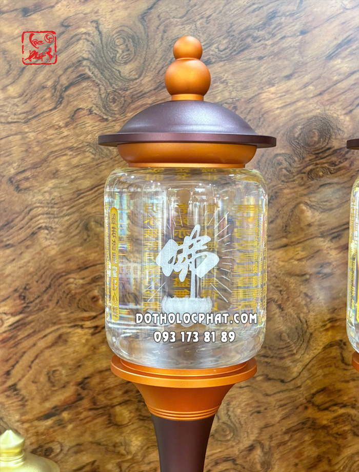 Đèn thờ pha lê tâm kinh chữ Phật thân vàng nắp ô