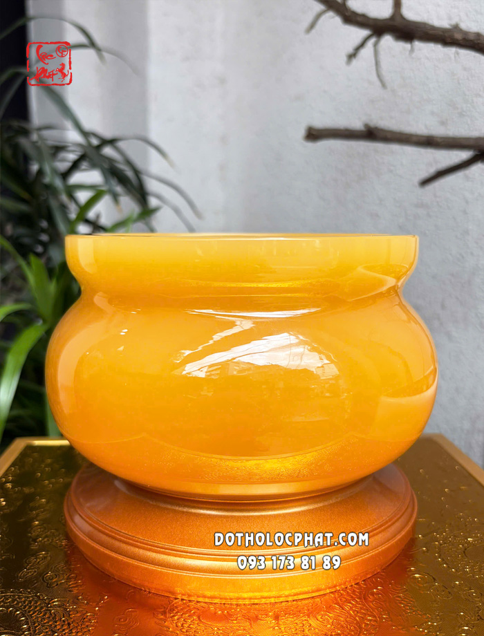 Lư hương (bát nhang) thờ cúng bằng đá ngọc Hoàng Long bọc đồng