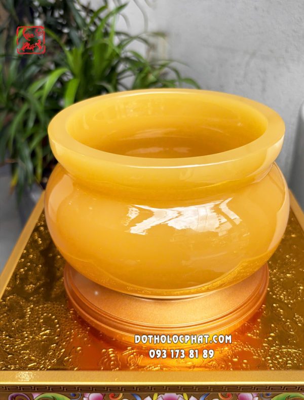 lu-huong-tho-cung-da-ngoc-hoang-long-boc-dong-2
