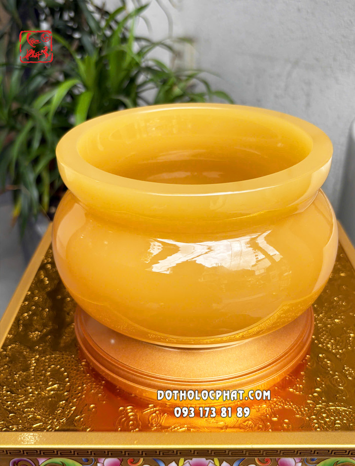 Lư hương (bát nhang) thờ cúng bằng đá ngọc Hoàng Long bọc đồng