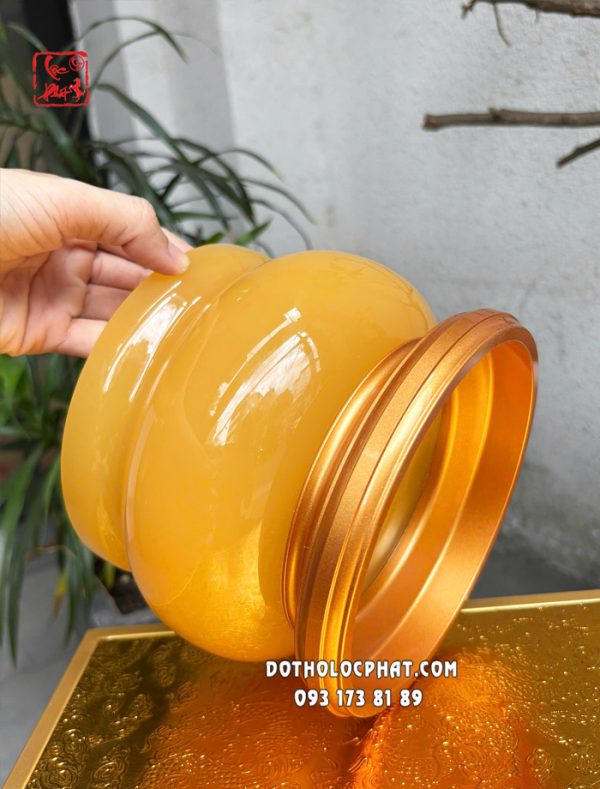 lu-huong-tho-cung-da-ngoc-hoang-long-boc-dong-3