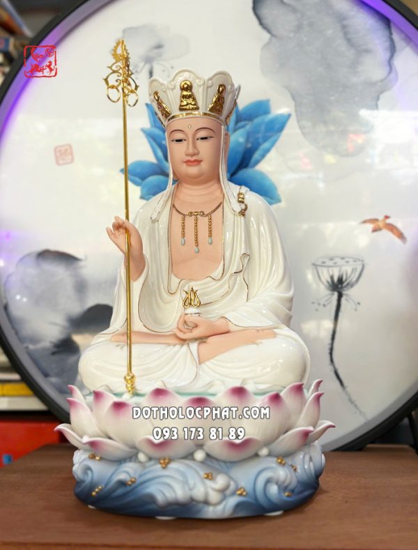 tuong-dia-tang-vuong-bo-tat-su-vang-de-sen-song-nuoc-6