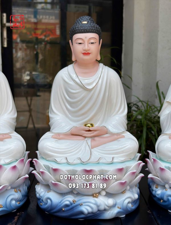 tuong-ta-ba-tam-thanh-su-trang-de-song-nuoc-xanh-6