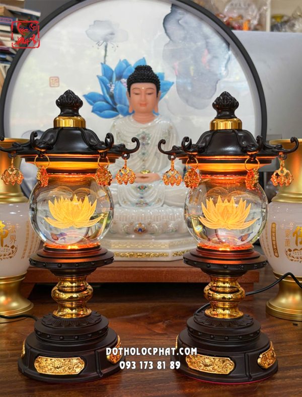 den-tho-hoa-sen-co-tu-than-hop-kim-boc-dong-4