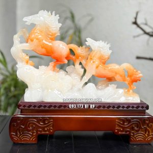 Tượng ngựa song mã phi thiên màu cẩm thạch