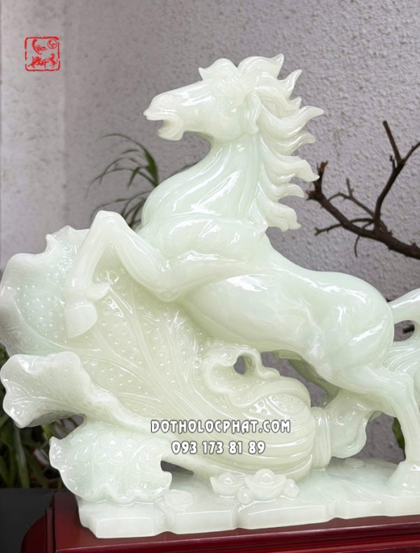 tuong-ngua-om-bap-cai-bao-ma-bach-tai-ngoc-bich-4-1
