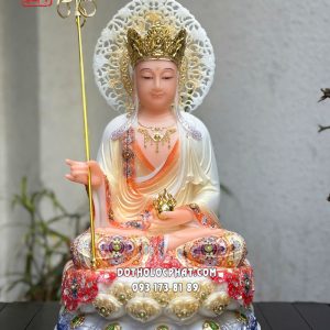 Tượng Địa Tạng Vương Bồ Tát áo đỏ viền hoa có hào quang