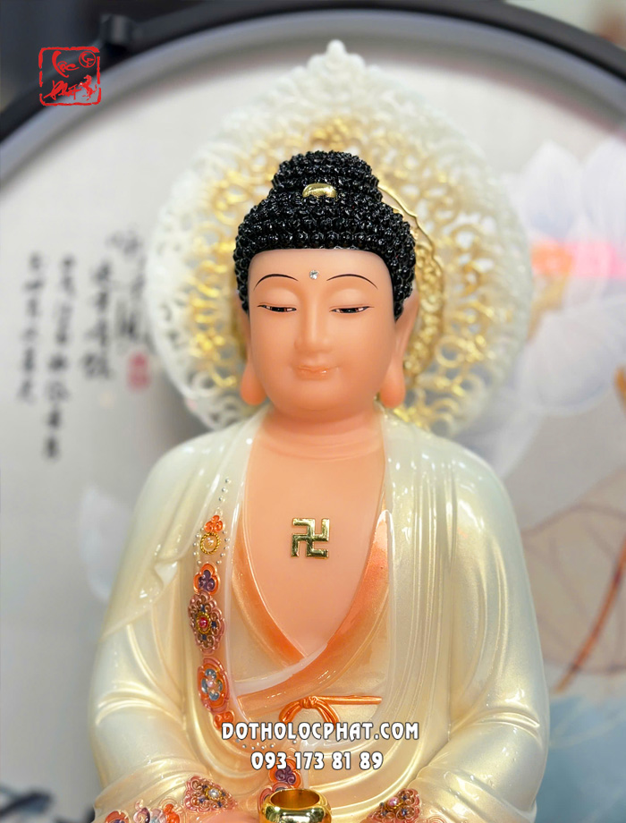 Tượng Phật A Di Đà áo trắng đỏ viền hoa hào quang lá đề