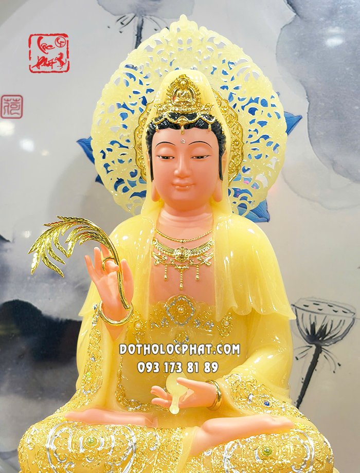 tuong-quan-am-bo-tat-thach-anh-vien-vang-nam-ngoc-hao-quang-3