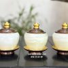 chum-nuoc-tho-cung-da-ngoc-trang-boc-hop-kim-mau-dong-5