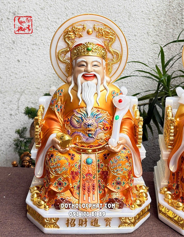 tuong-than-tai-ong-dia-vang-hao-quang-song-long-6-1