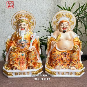 Tượng Thần Tài Ông Địa áo vàng hoa văn hào quang song long chầu ngọc