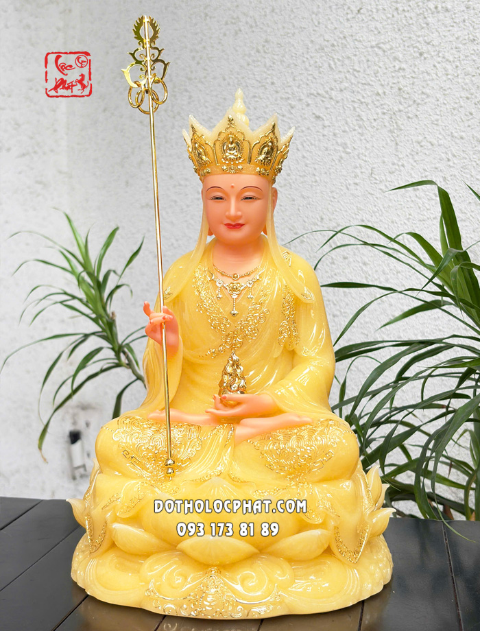 tuong-dia-tang-bo-tat-thach-anh-vien-vang-de-sen-no-4