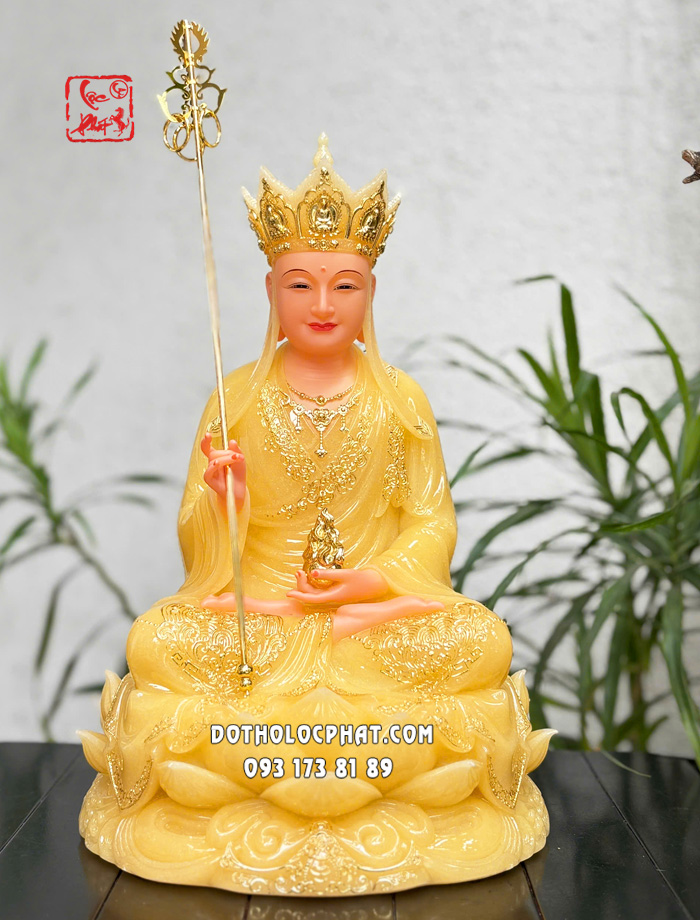 tuong-dia-tang-bo-tat-thach-anh-vien-vang-de-sen-no-5