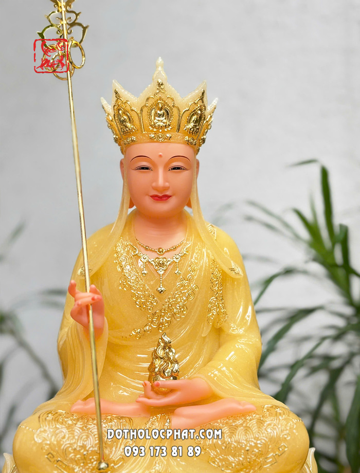tuong-dia-tang-bo-tat-thach-anh-vien-vang-de-sen-no-6