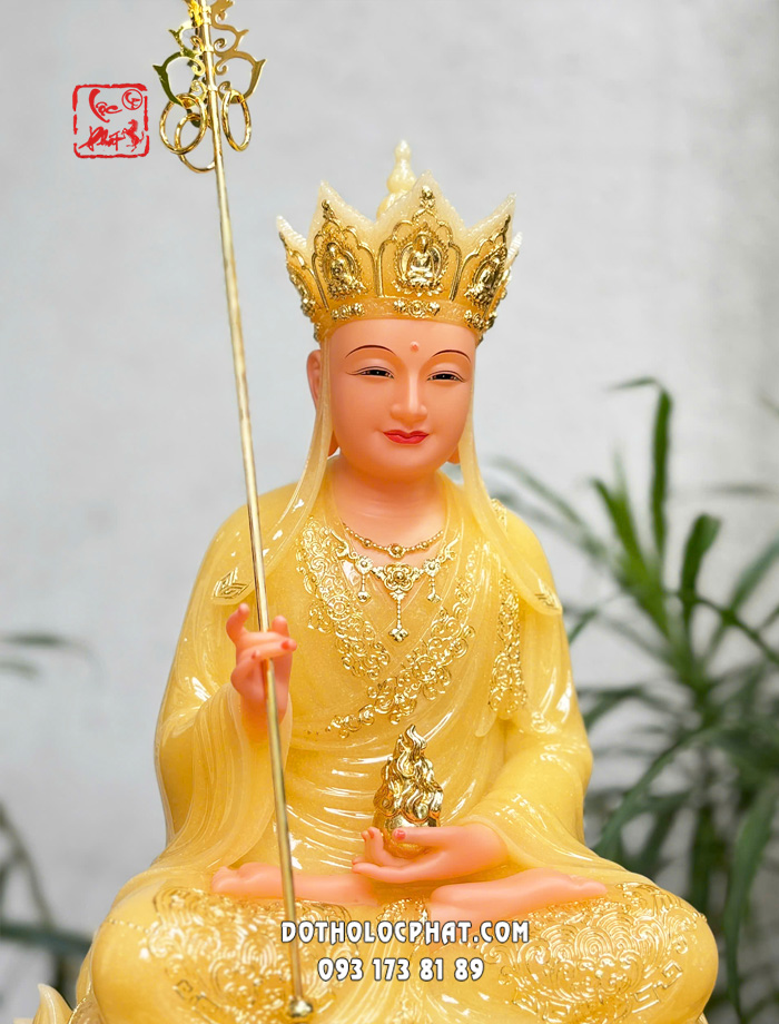 tuong-dia-tang-bo-tat-thach-anh-vien-vang-de-sen-no-8