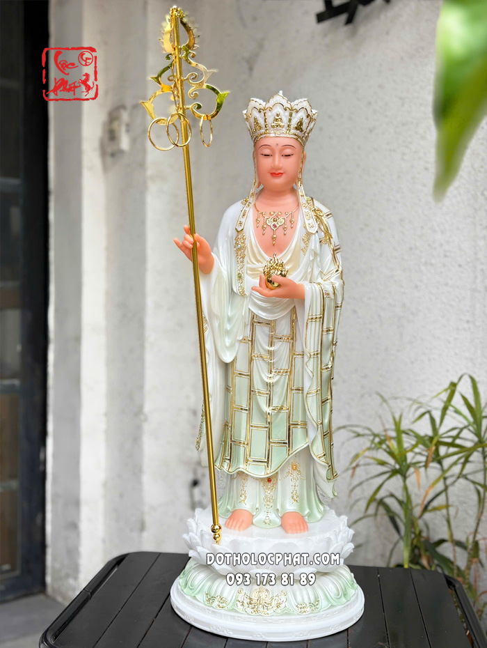 tuong-dia-tang-bo-tat-dung-ca-sa-xanh-ngoc-de-sen-7