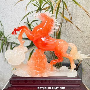 Tượng xích mã đằng vân tài lộc như ý