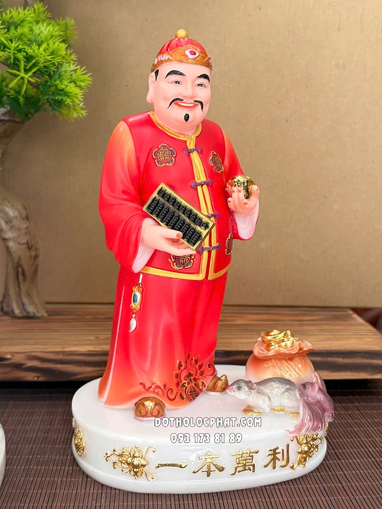 Tượng Ông Quản Gia Áo Gấm Đỏ Đứng TQG-003