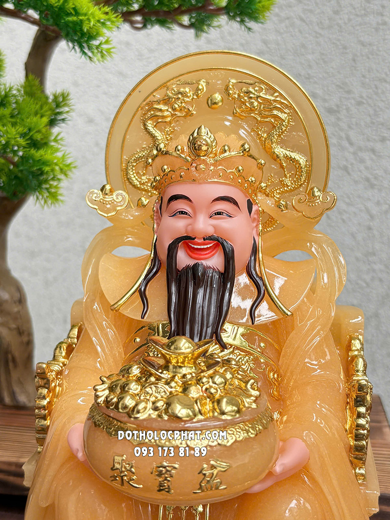 Tượng Thần Tiền Áo Vàng Thạch Anh Trơn Hào Quang TT-059