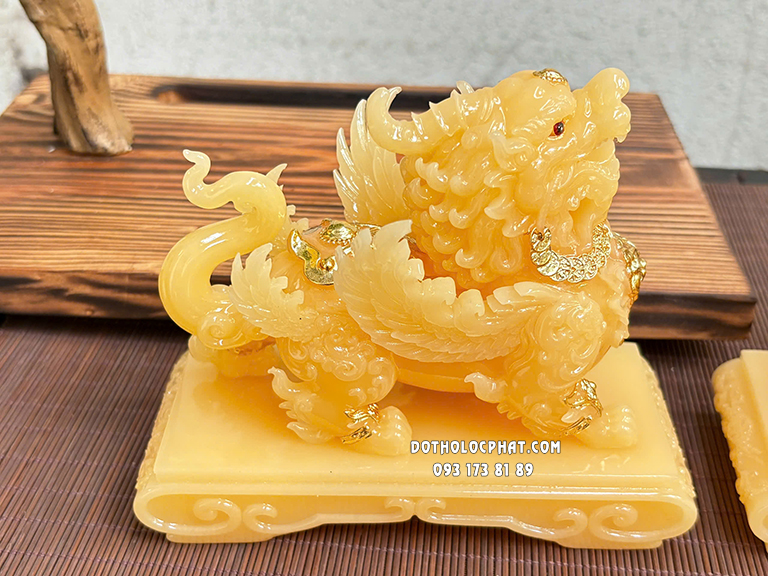 Tỳ Hưu Thiên Dực Ngậm Tiền Vàng Thạch Anh THPT-040