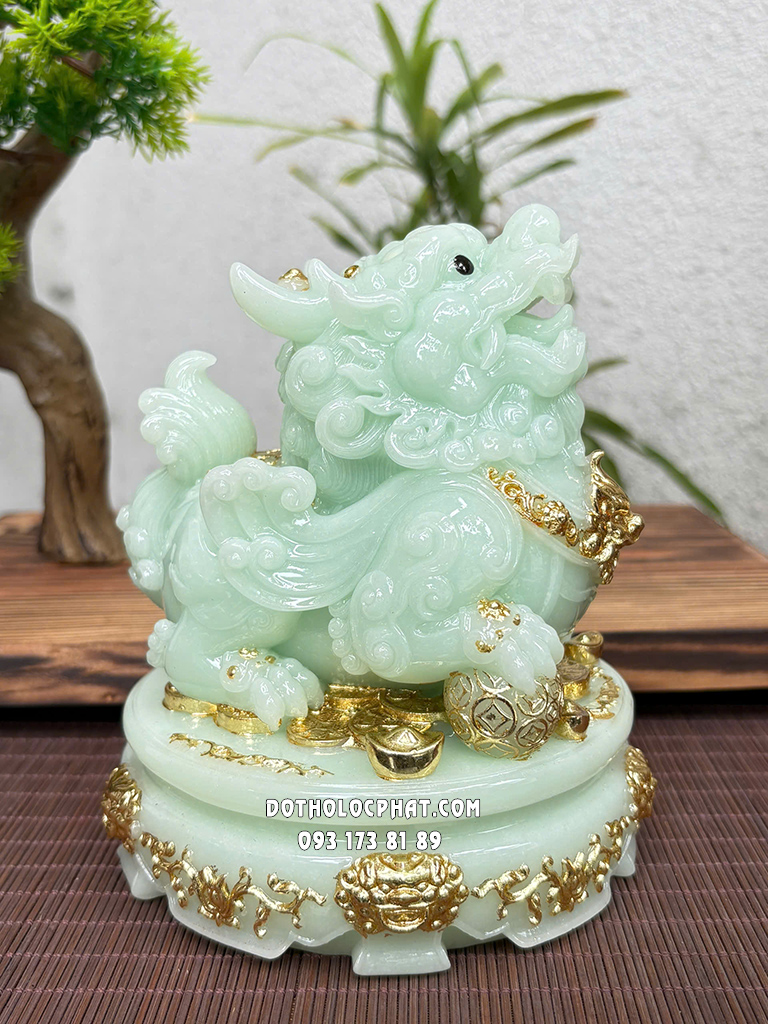 Tỳ Hưu Vờn Cầu Xanh Thạch Ngọc Đế Xoay TH-036