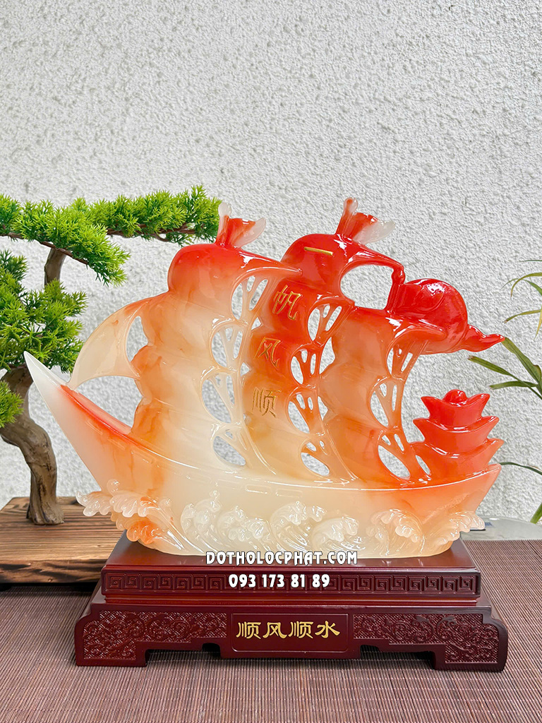 Thuyền Buồm Đỏ Ngọc Thuận Phong Thuận Thủy TB-008